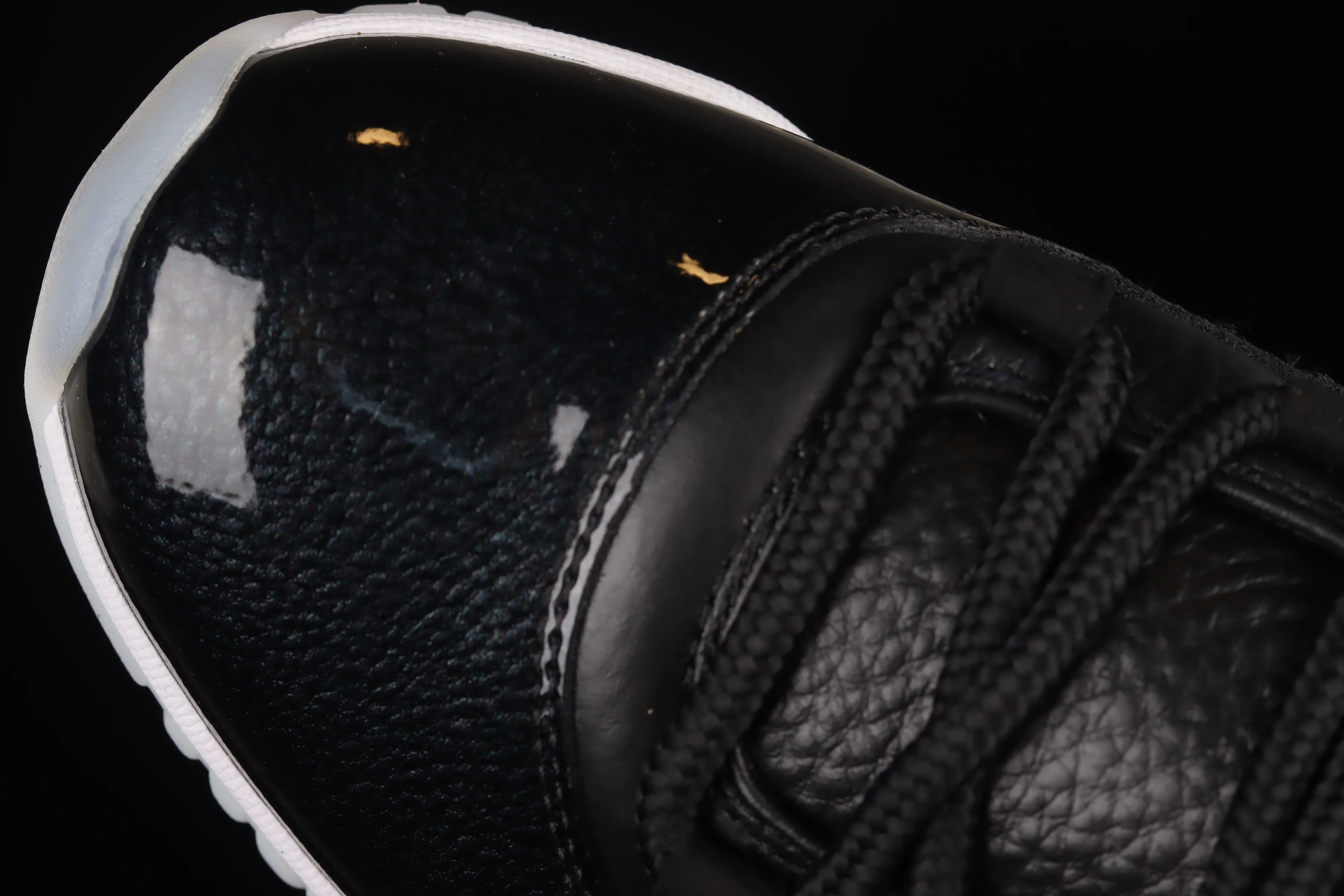All Categories Air Jordan Jordan Series Basketball Shoes Air Jordan 11 F Version Air Jordan 11 Retro Low "72-10" AJ11 Low-top Big Devil First Layer Real Standard Real Carbon Sports Culture Basketball Shoes AV2187-001